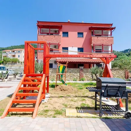 Dobrivoje Apartment Banjol